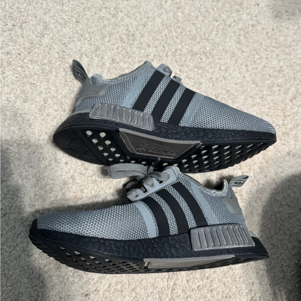 Adidas NMD R1 Sneaker - Picture 4 of 6